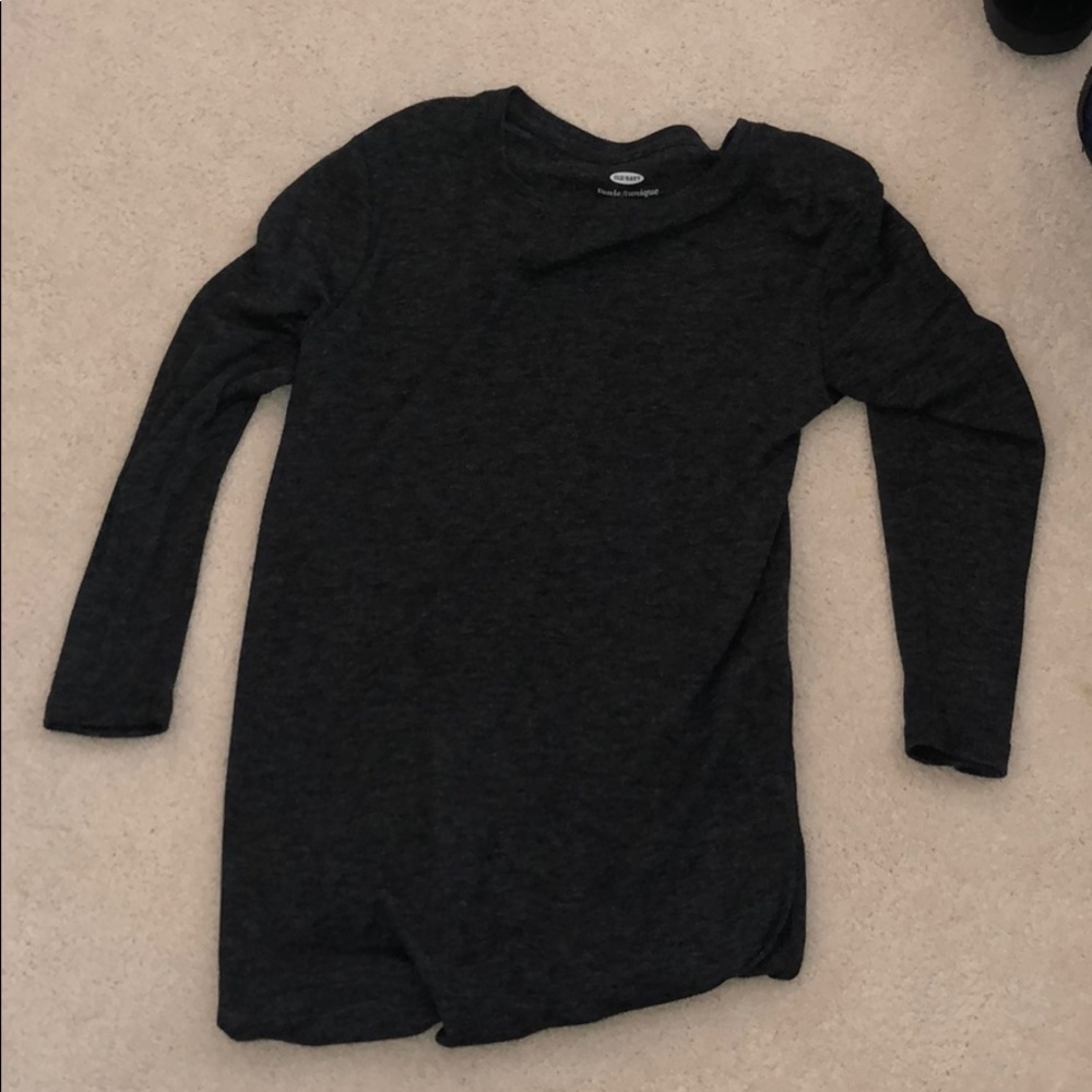 Grey long sleeve T-shirt
